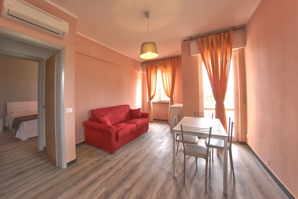 Apartment, 1 Bedroom (5 people) photo 2