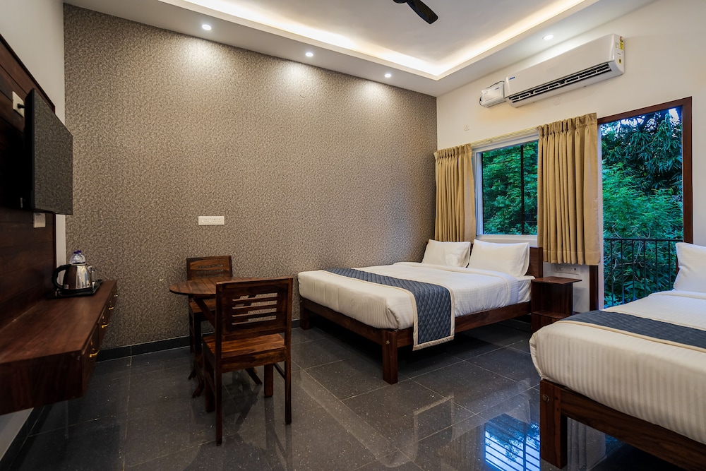 Luxury Villa photo 1