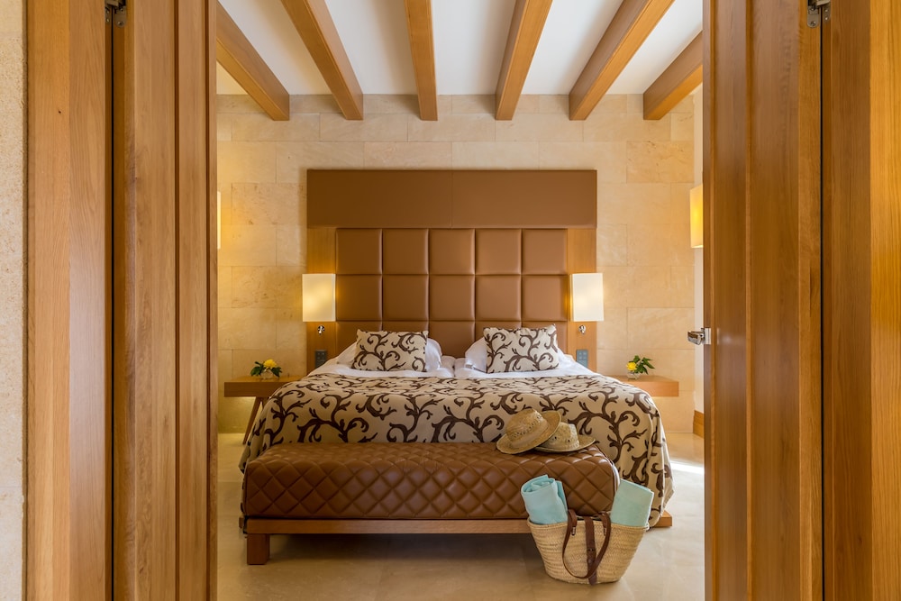 Demi Suite