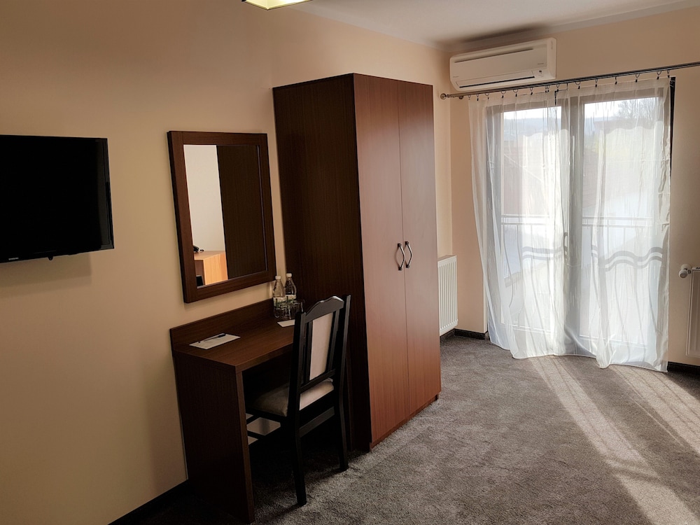 Basic Room - Photo 3