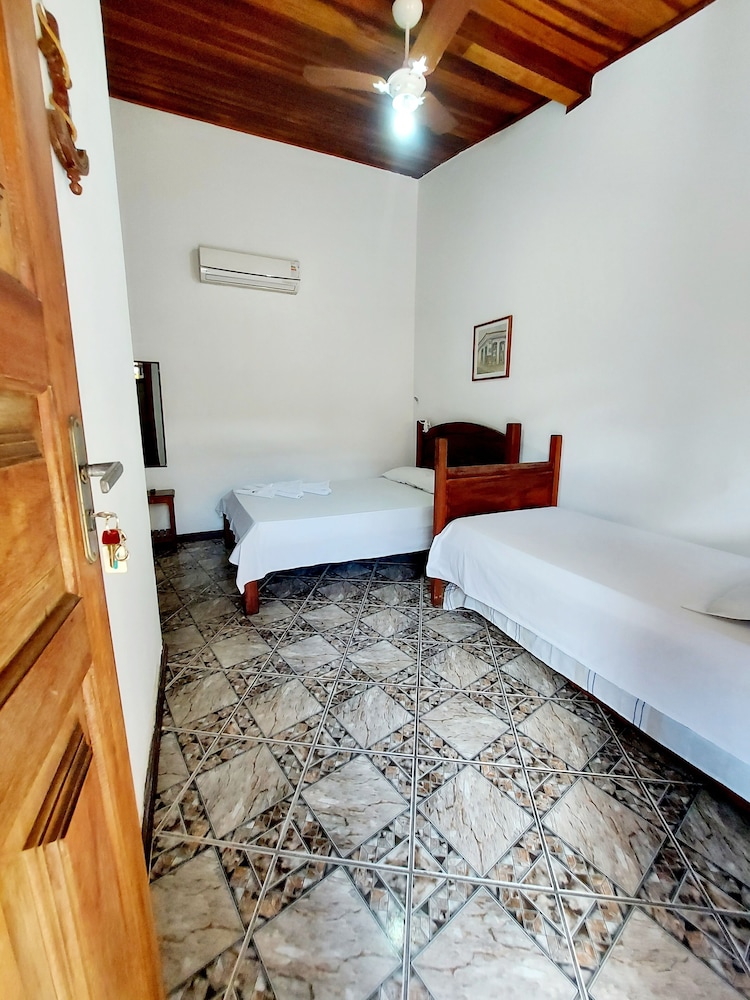 Quarto quádruplo com twin 1