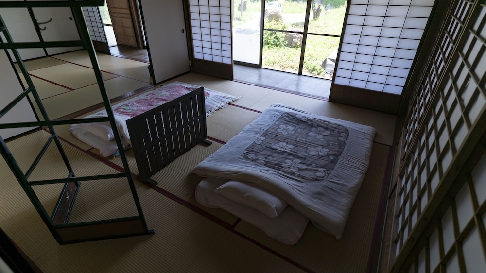 Shared Dormitory, Women Only photo 1