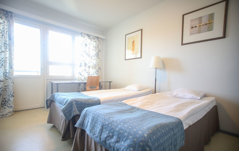 Economy Twin Room, Kitchenette photo 2