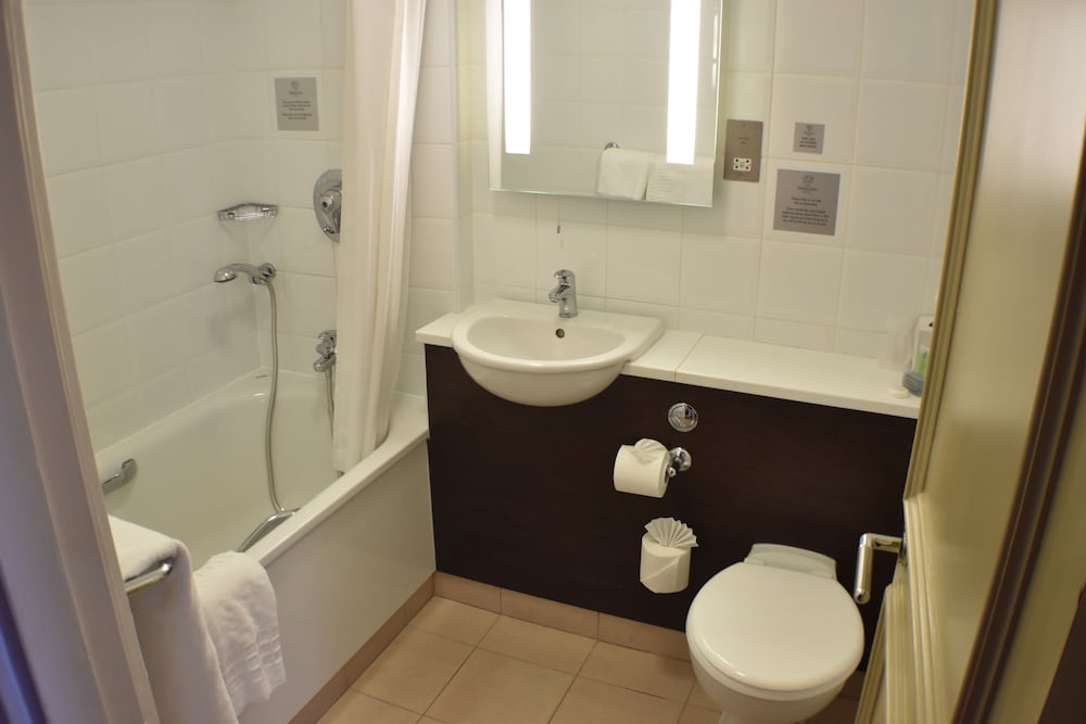 Standard Twin Room, 2 Twin Beds - Photo 3
