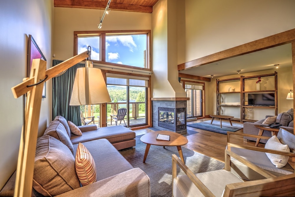 Apartment, 3 Bedrooms, Lake View