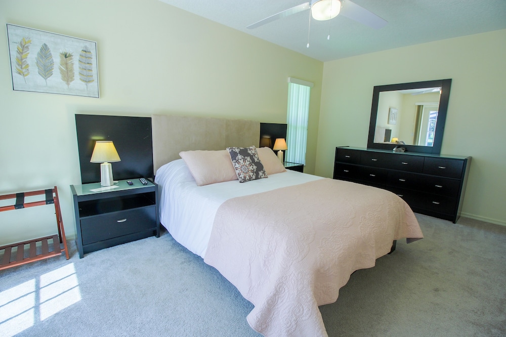 House, 4 Bedrooms