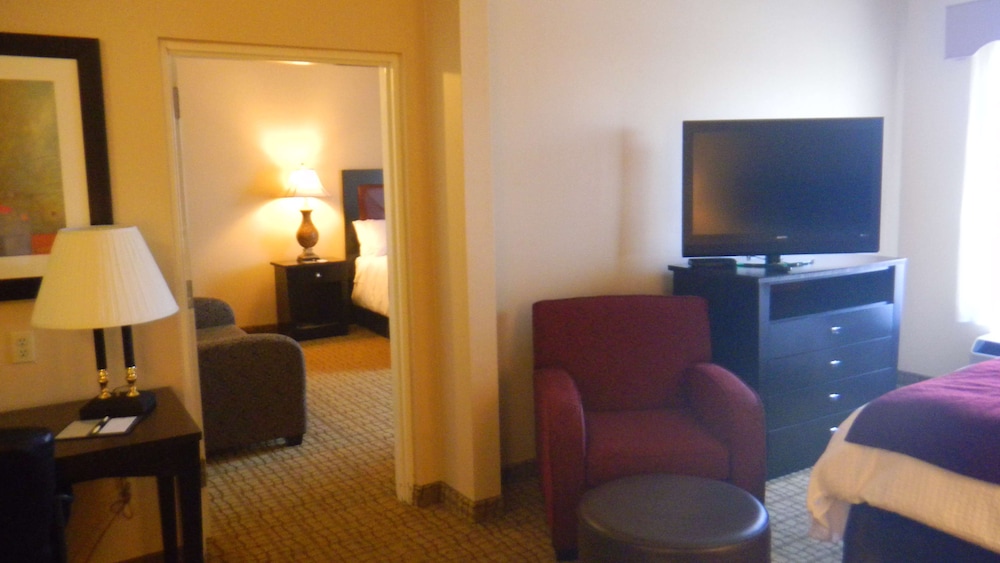Suite, 2 Bedrooms, Non Smoking, Connecting Rooms photo 3
