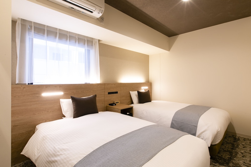 Twin Room, Non Smoking - Photo 2