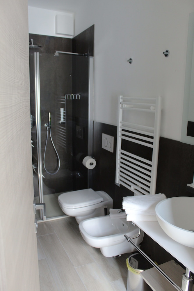 Deluxe Double or Twin Room photo 3