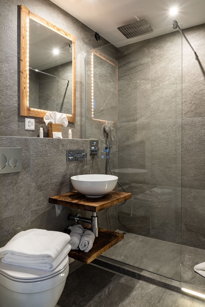 Premium Double Room photo 2