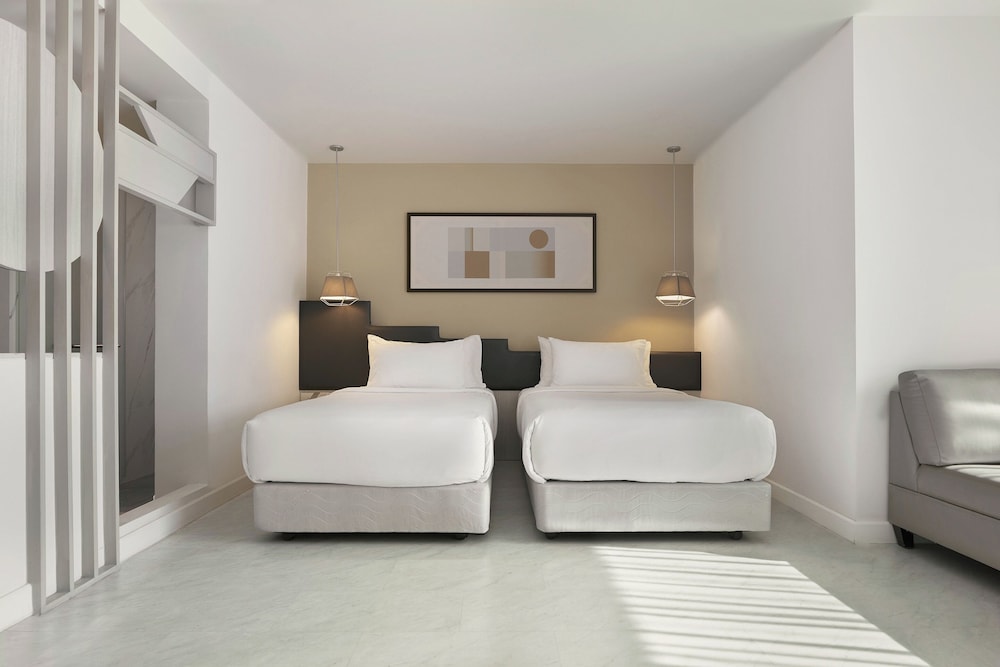 Deluxe Premier Twin Room photo 3