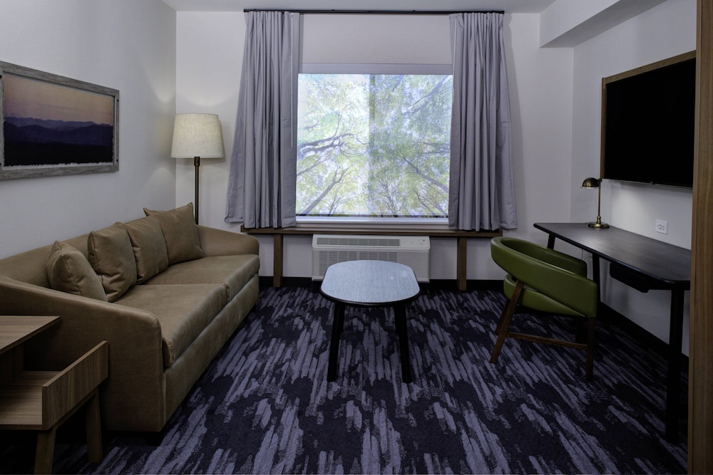 Suite, Multiple Beds