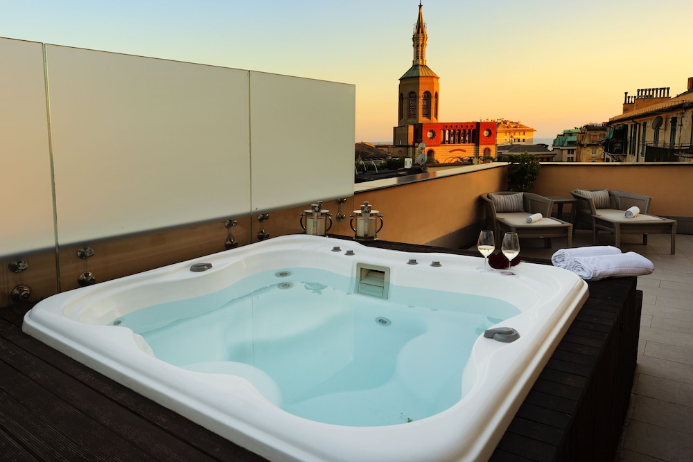 Presidential Suite with Terrace and Spa Access photo 1