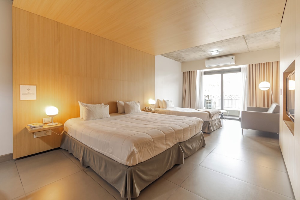 Deluxe Studio Suite photo 1