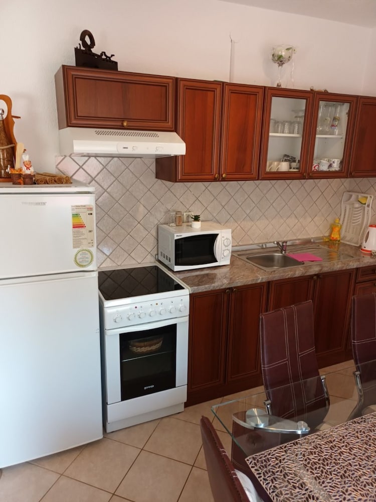 Apartment (Ani - modern - A1 prizemlje(2+2))