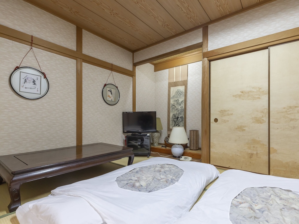 Japanese Style Room (1-6 People), Non Smoking photo 2