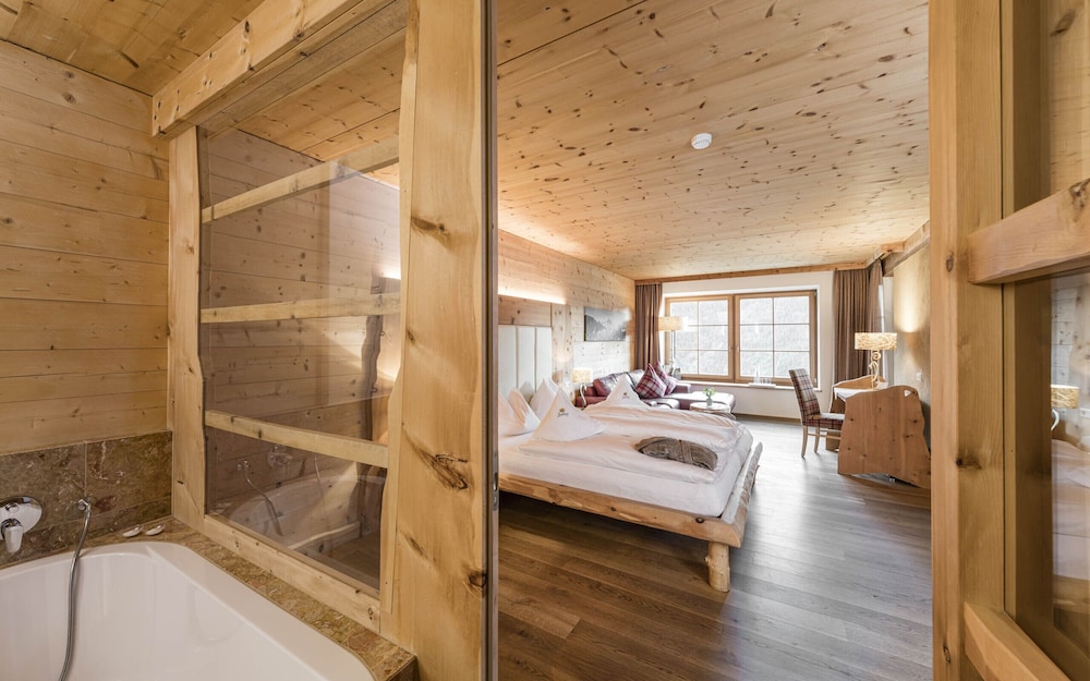Family Suite - Photo 4