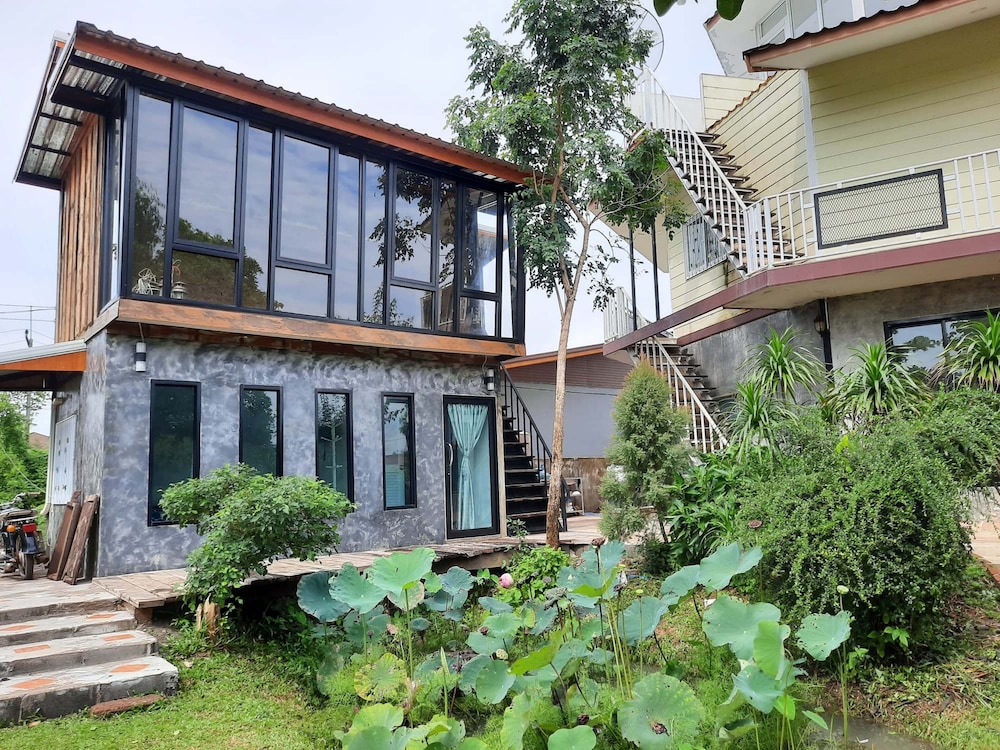 Basic House, Multiple Beds, Garden View photo 2