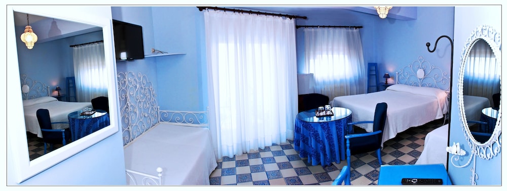 Superior Double Room, Balcony, Sea View - Photo 2