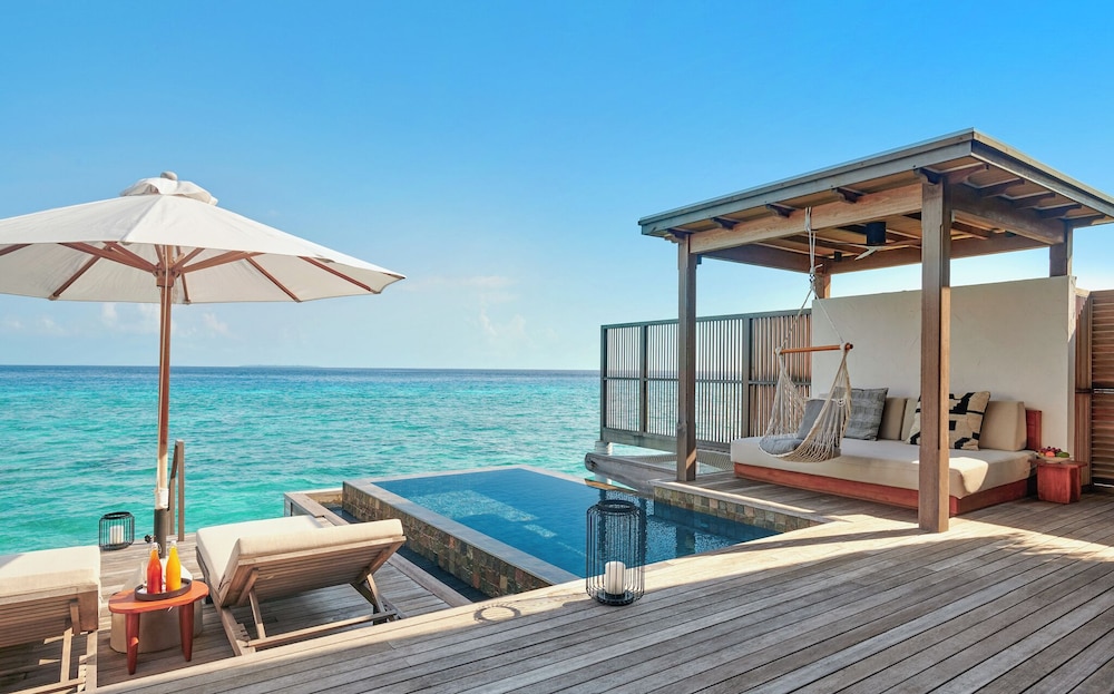 Sunrise Water Villa with Private Pool photo 2