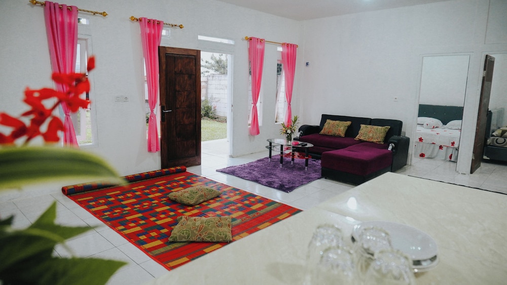 Family Villa photo 1