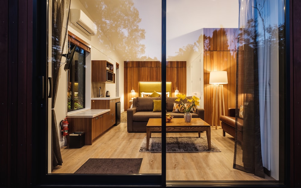 Deluxe Tree Lodge - Photo 5