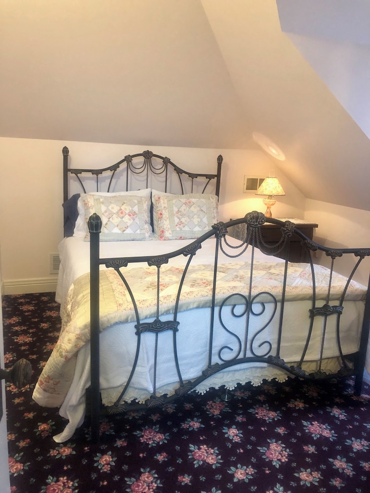 Family Suite, Multiple Beds, Non Smoking, Private Bathroom photo 1