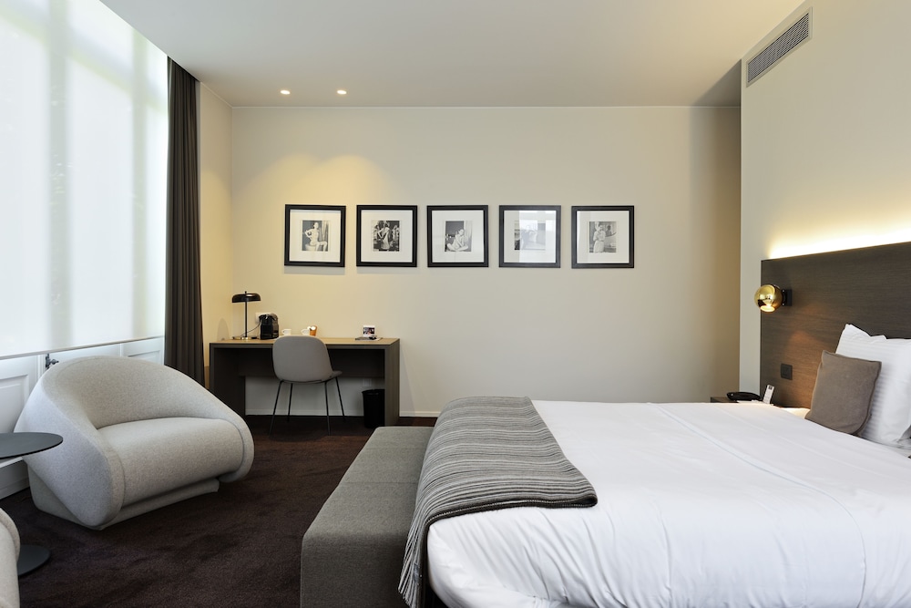 Deluxe Double Room Single Use