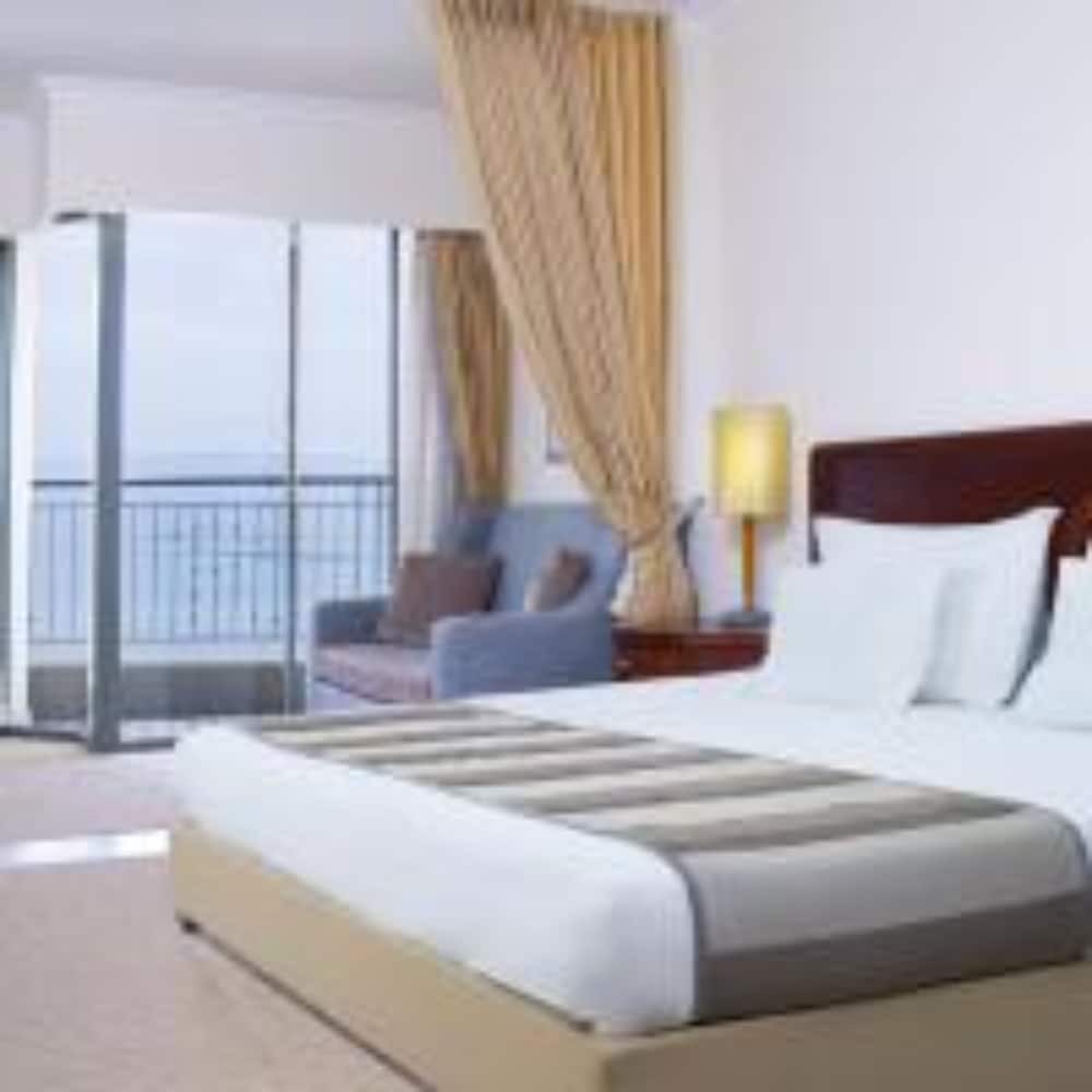 Deluxe Room, Sea View - Photo 1