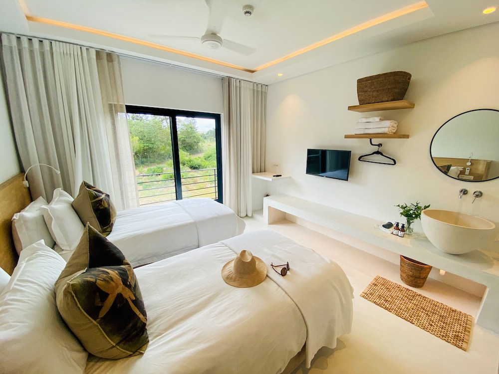 Standard Double or Twin Room - Photo 1