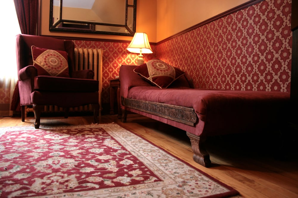 Superior Studio Suite, 1 Queen Bed, Jetted Tub (Sherazade) photo 3