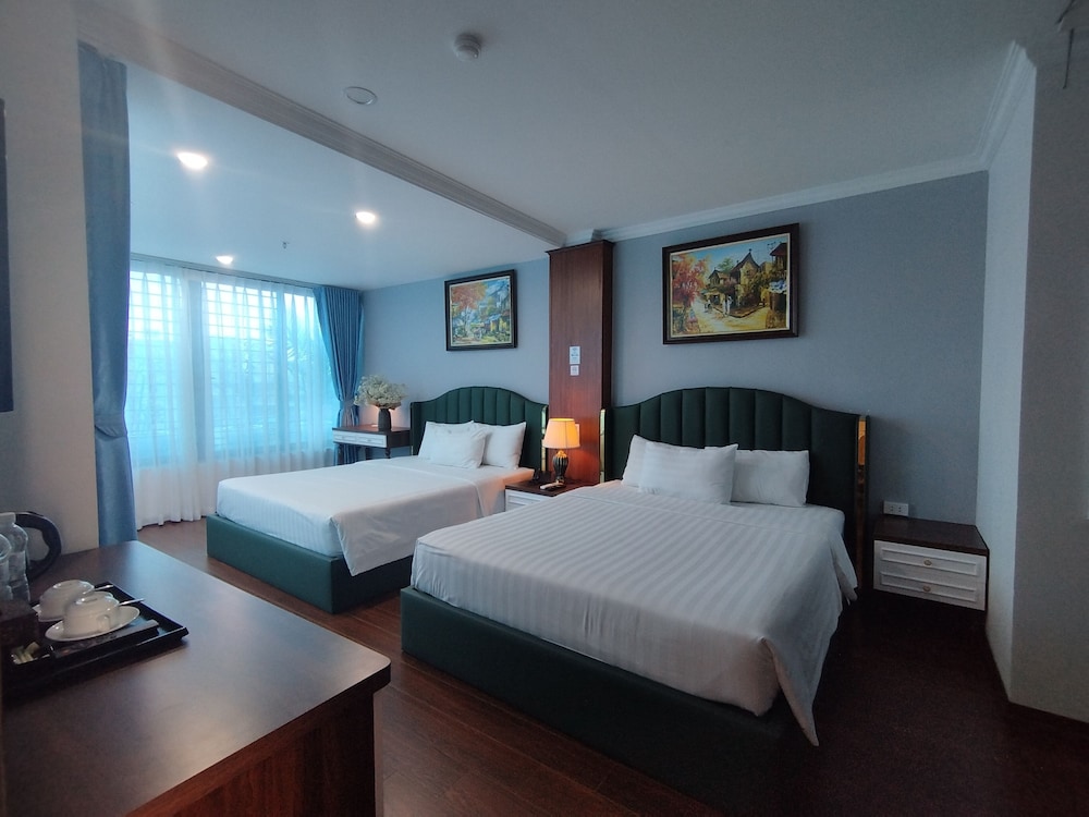Suite Quadruple with City view