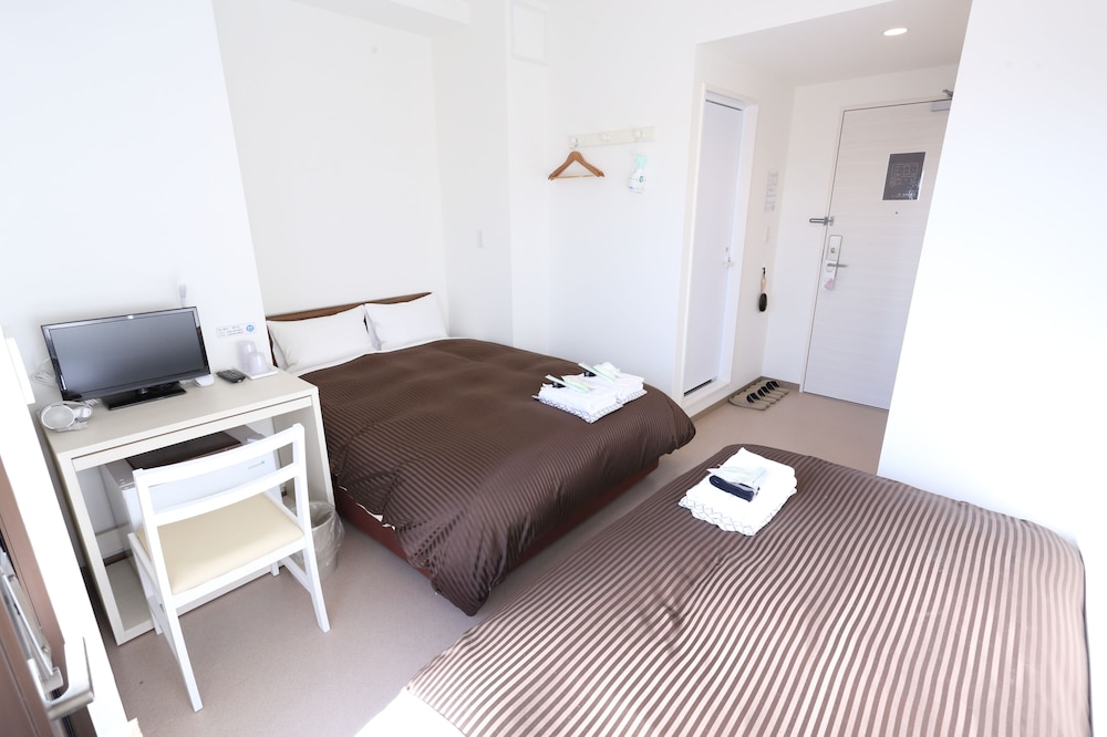 Standard Triple Room, Non Smoking, City View photo 3