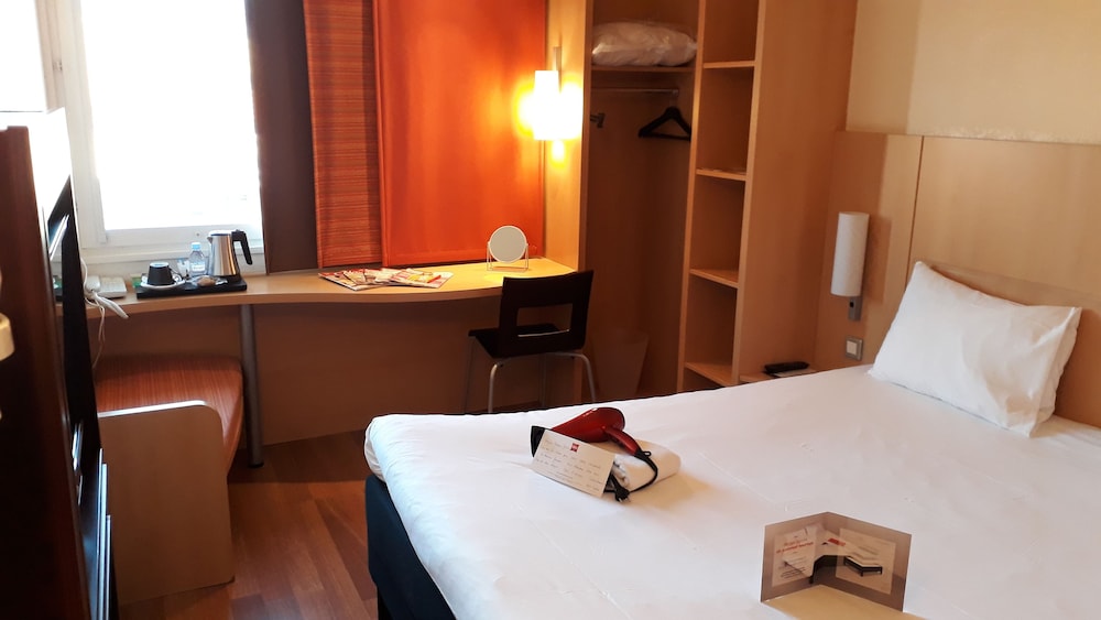 Standard Double Room, 1 Double Bed - Photo 9