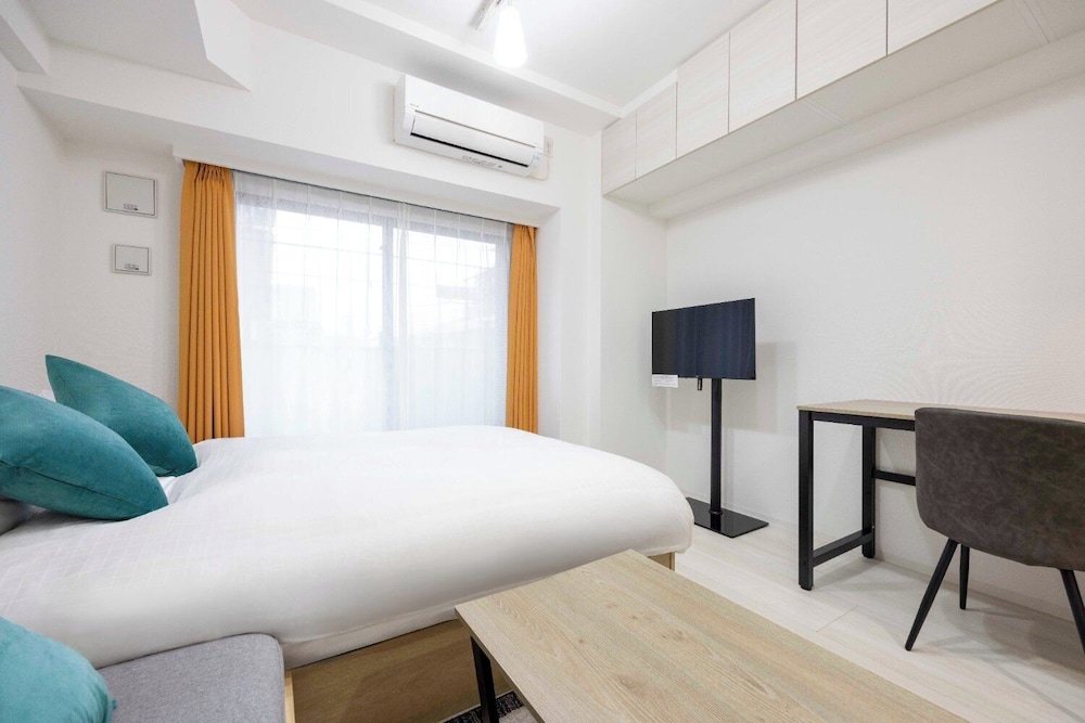 Basic Apartment, Non Smoking (210) photo 3