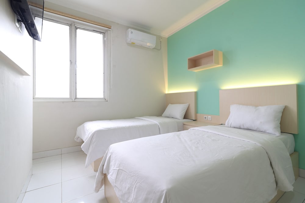 Twin Room - Photo 1