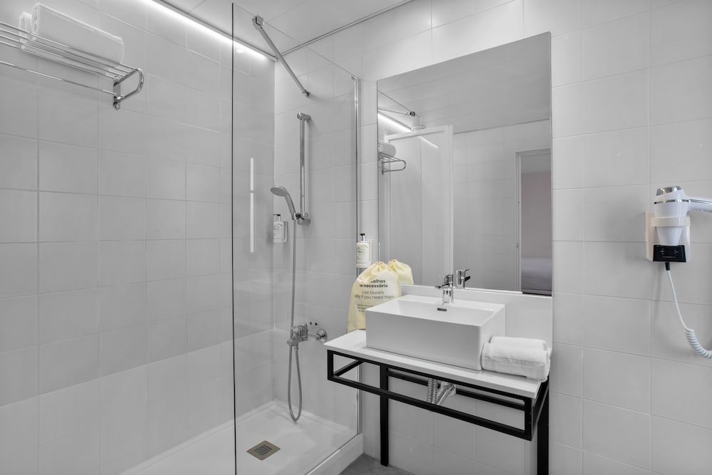 Double Room - Photo 4