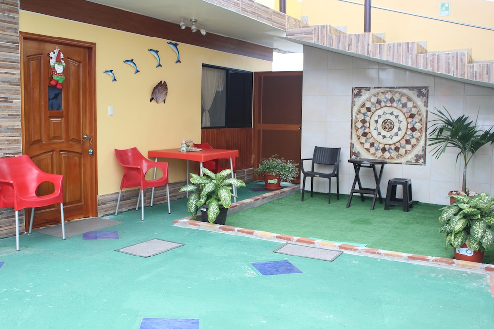 Triple Room, Accessible photo 3