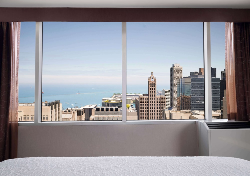 King, Suite, 1 Bedroom, Lake View