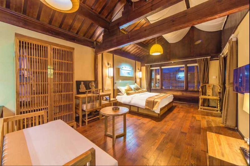 Villa photo 3