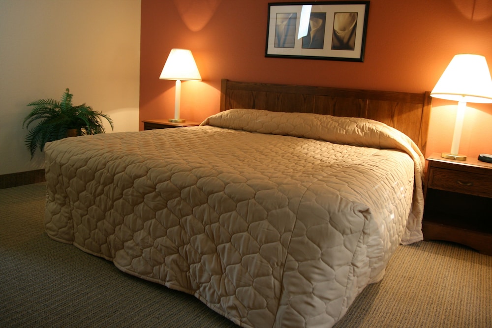 Suite, 1 Queen Bed - Photo 2