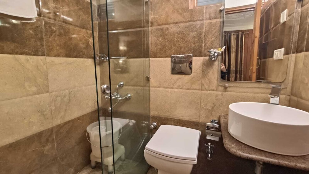 Deluxe Room, 1 Double Bed photo 2