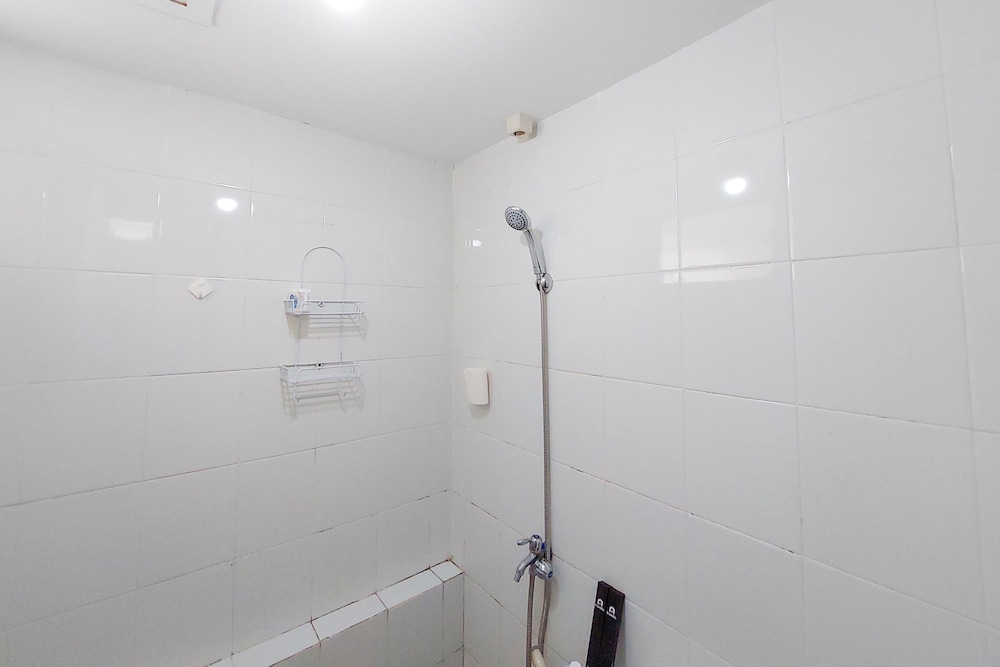Room - Photo 5