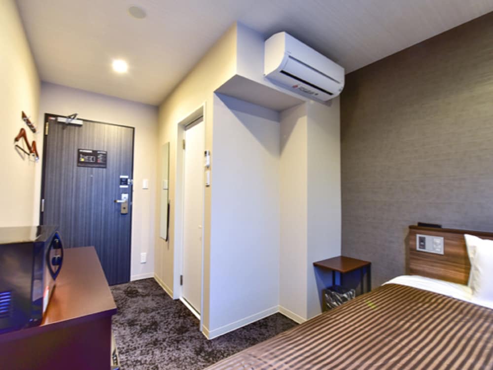 Single Room, 1 Bedroom, Non Smoking - Photo 2