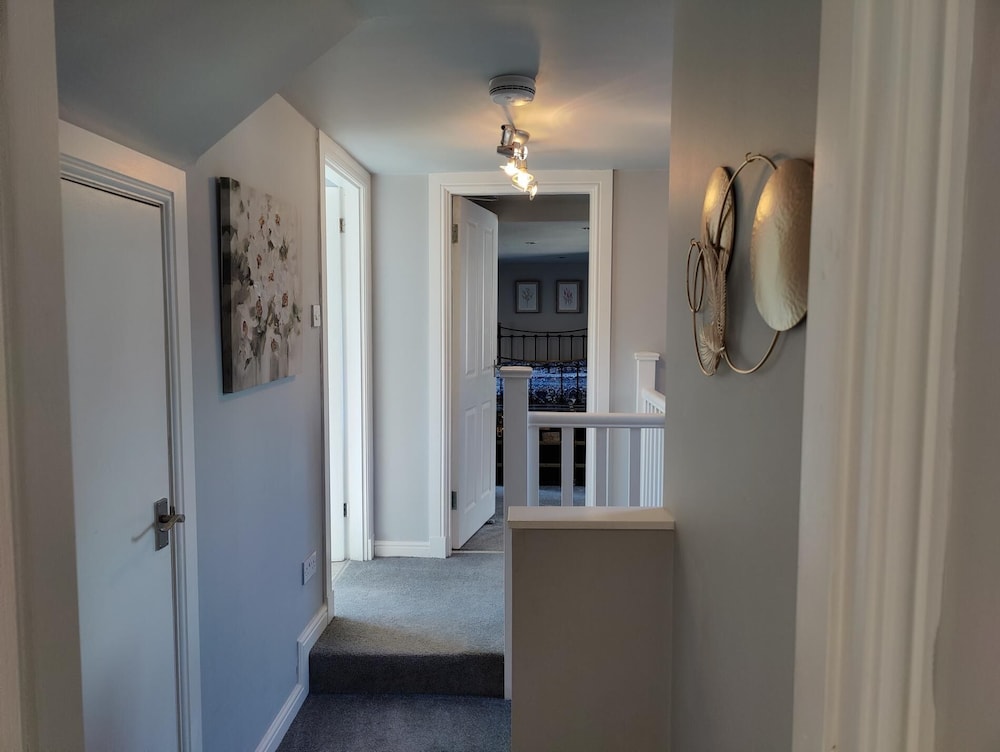 House (2 Bedrooms) photo 3