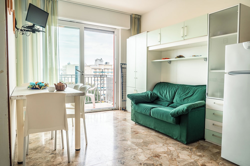 Apartment, 3 Bedrooms, Balcony