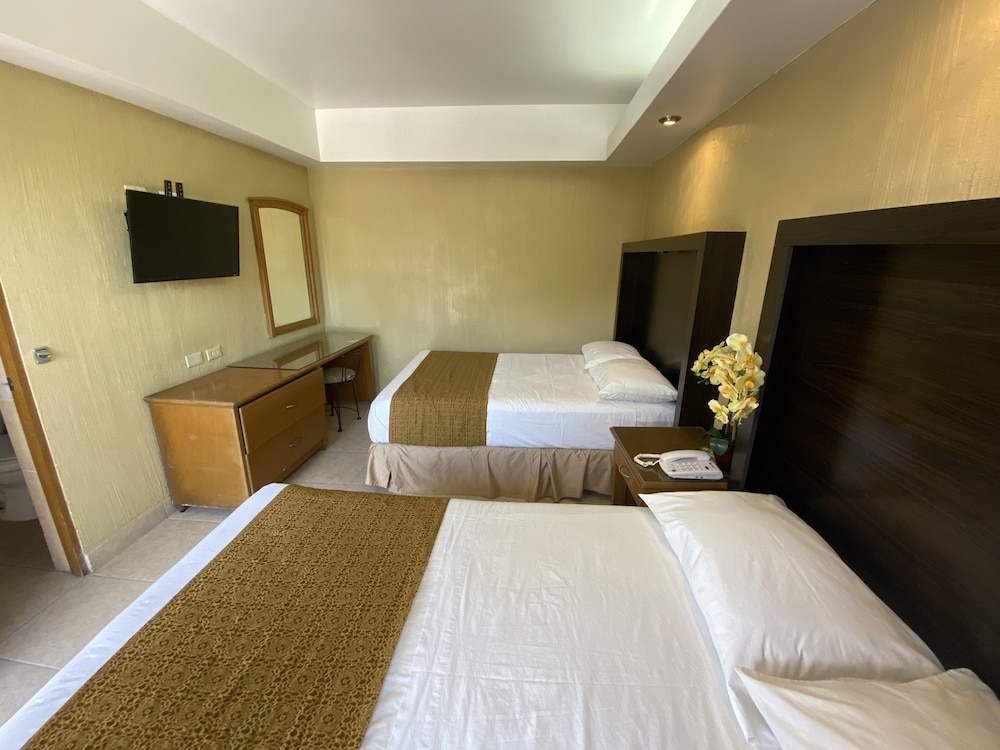 Standard Double Room, 2 Double Beds photo 1