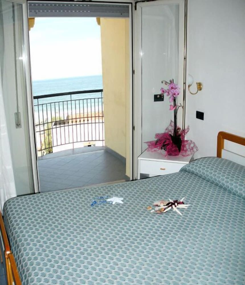 Classic Double or Twin Room photo 1