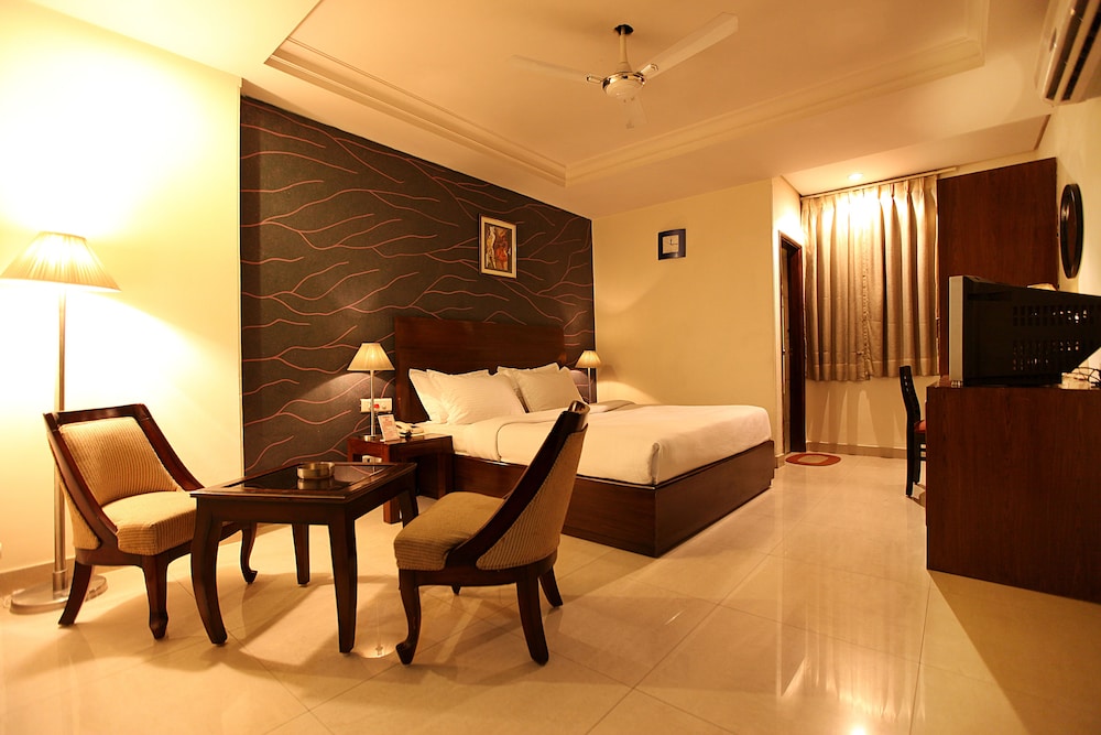 Deluxe Room - Photo 1
