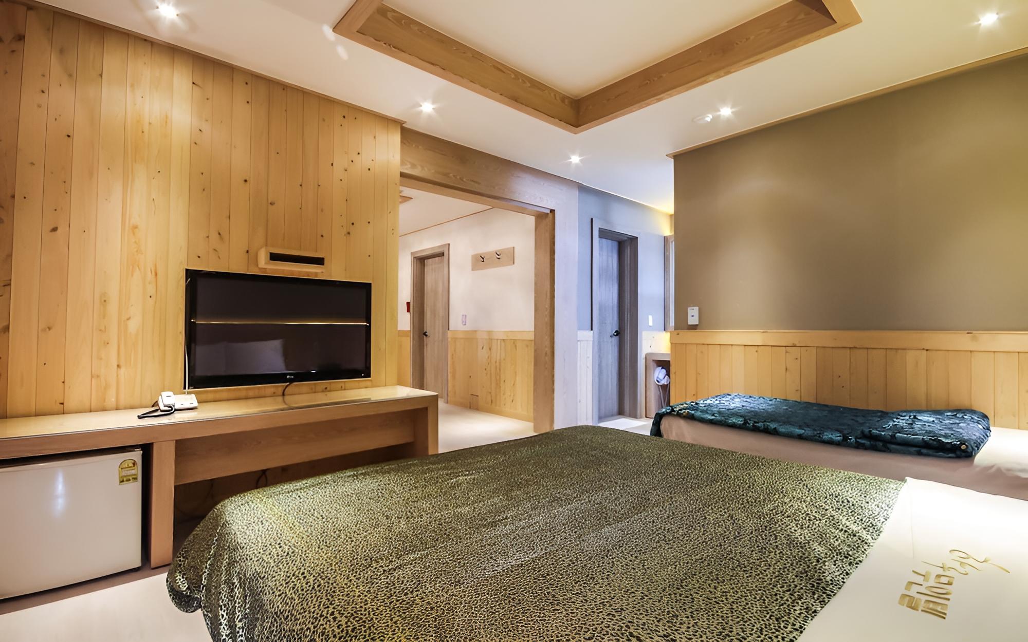 Room (VIP (Spa Twin)) photo 3